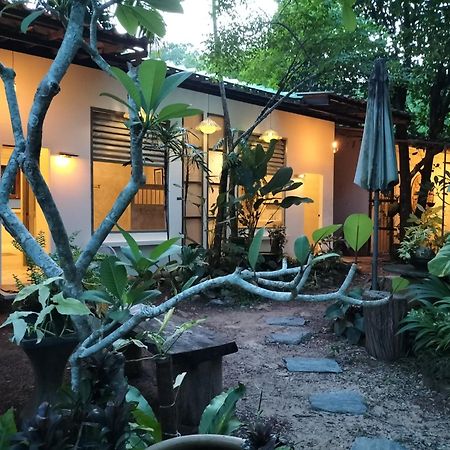 Baan Hotelier Resort Trat Extérieur photo